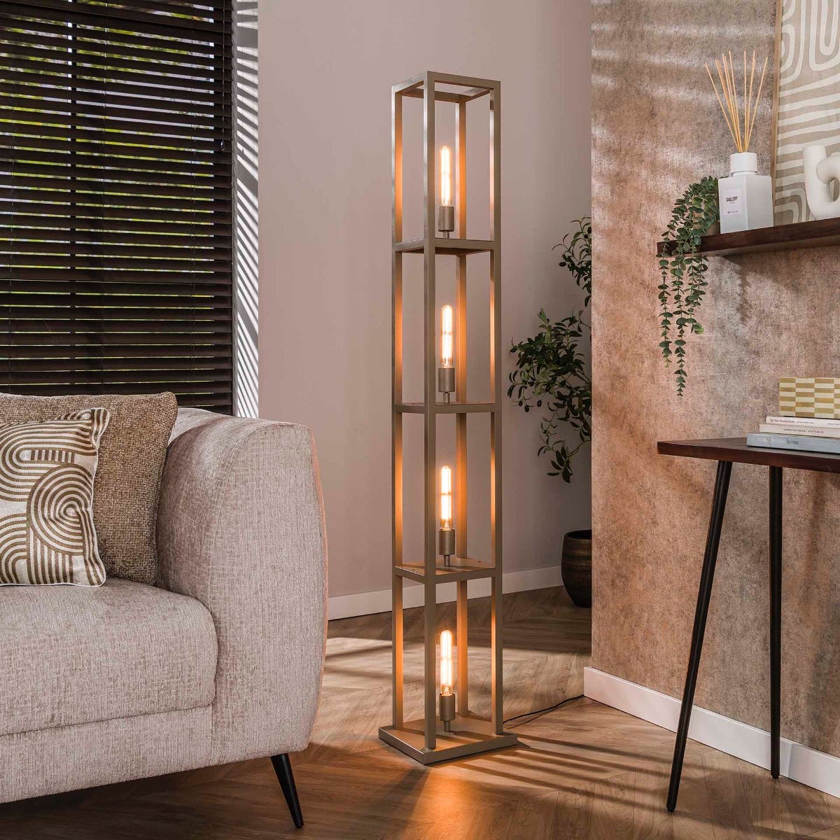 Reefs Interior Vloerlamp Garstang – Beige
