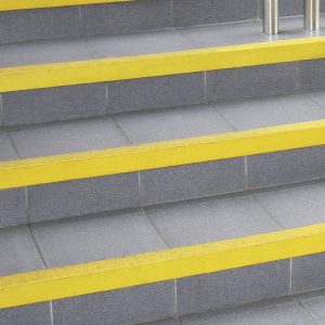 COBA Europe GRP070003N COBAGRIP® Stair Nosing Vloerplaat (l x b x h) 1.5 m x 55 mm x 5 mm Geel