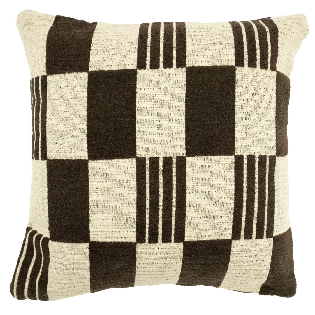 By-Boo Kussen Twist 45×45 – Bruin